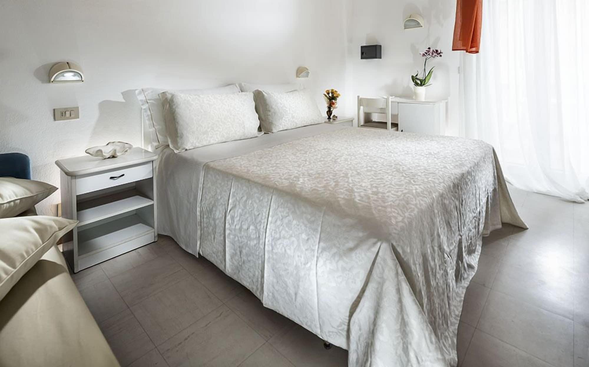 Hotel Capinera Ріміні Екстер'єр фото